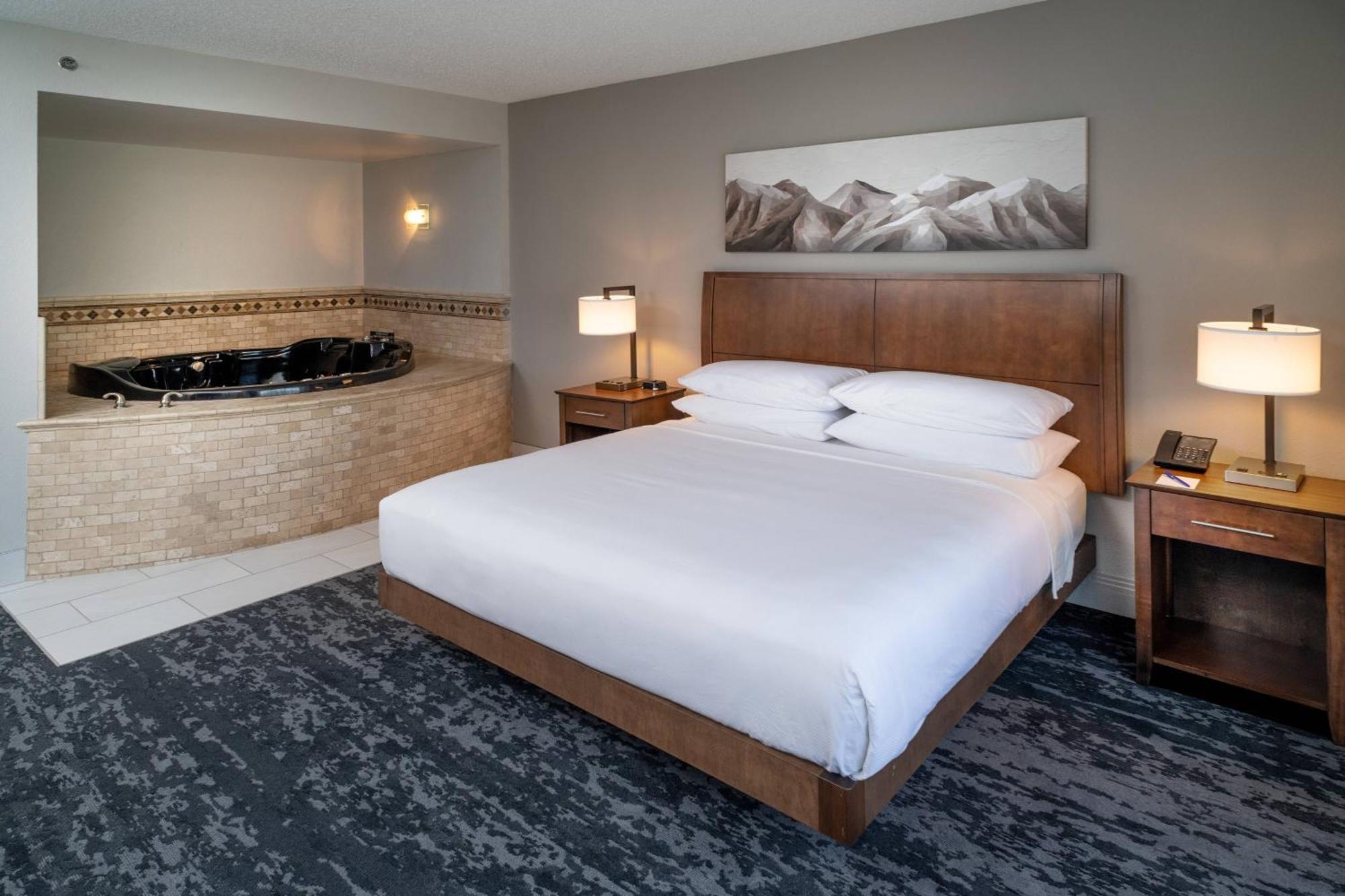 Delta Hotels By Marriott Huntington Mall Barboursville Exterior photo