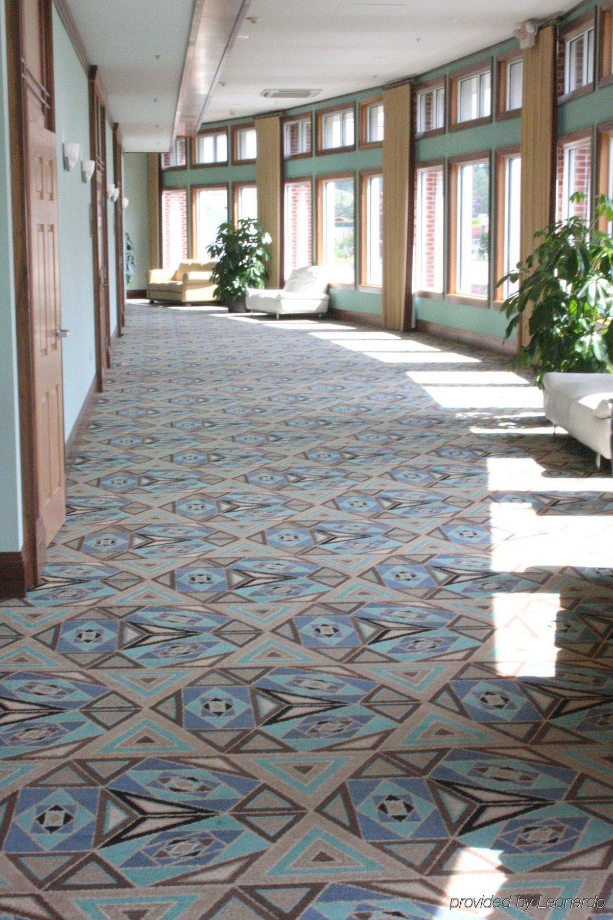Delta Hotels By Marriott Huntington Mall Barboursville Interior photo